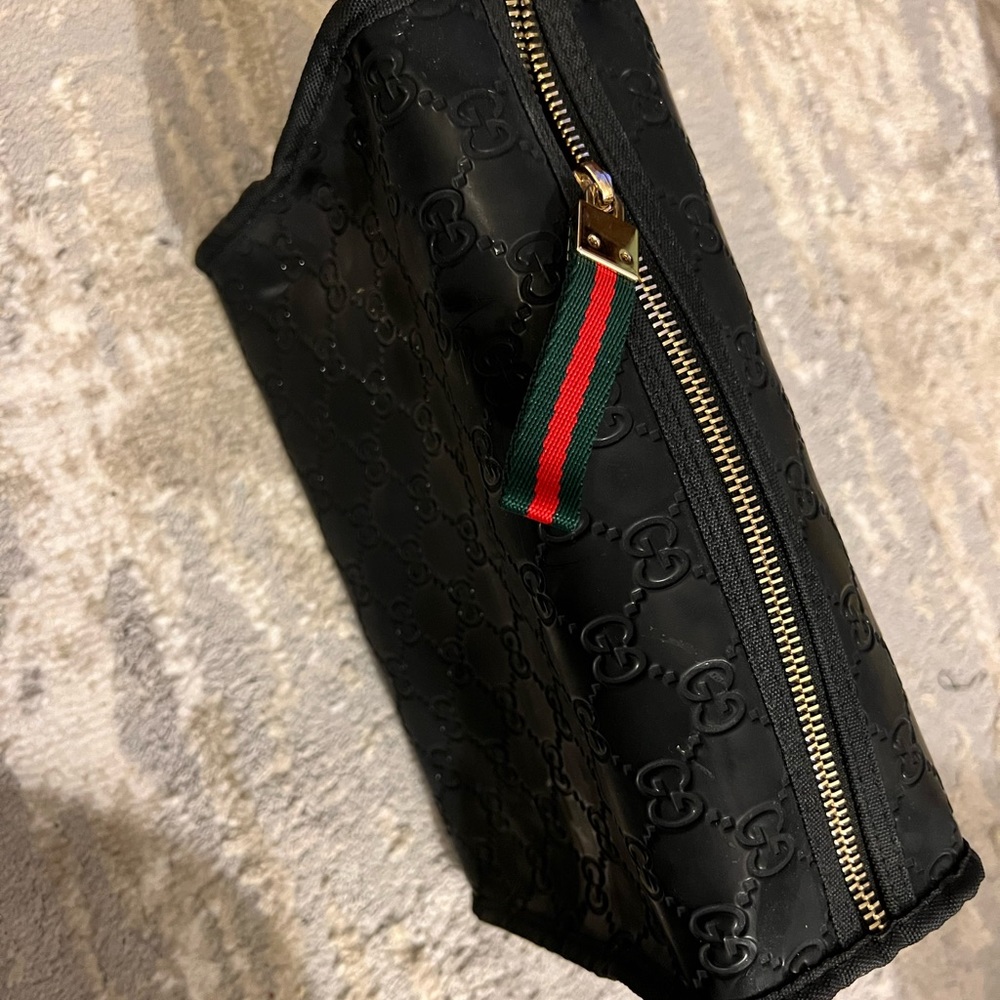 New Authentic Gucci monogram toiletry bag clutch